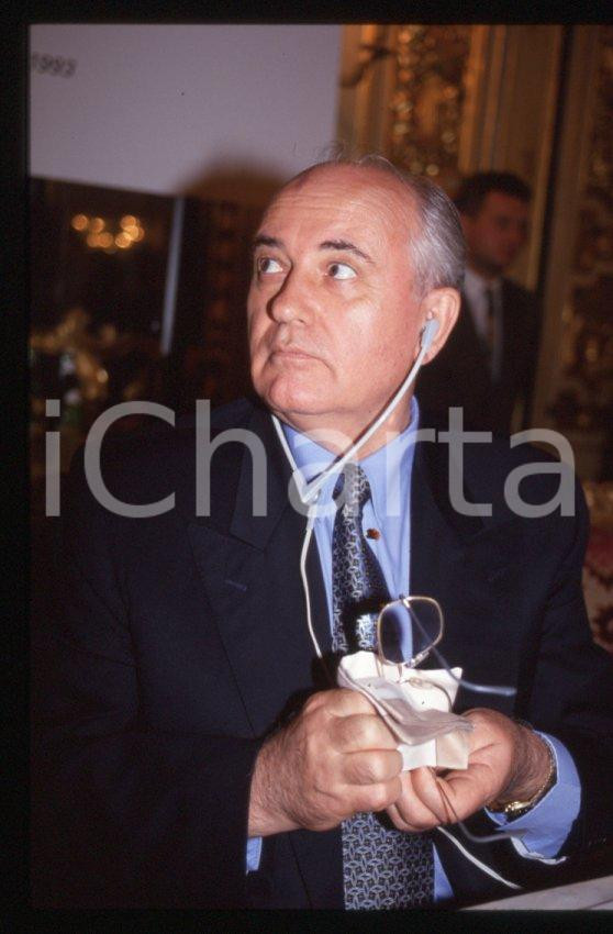 Fotografia d epoca originale 35mm vintage slide 1993 MILANO ISPI Palazzo Clerici  Michail GORBACHEV 1