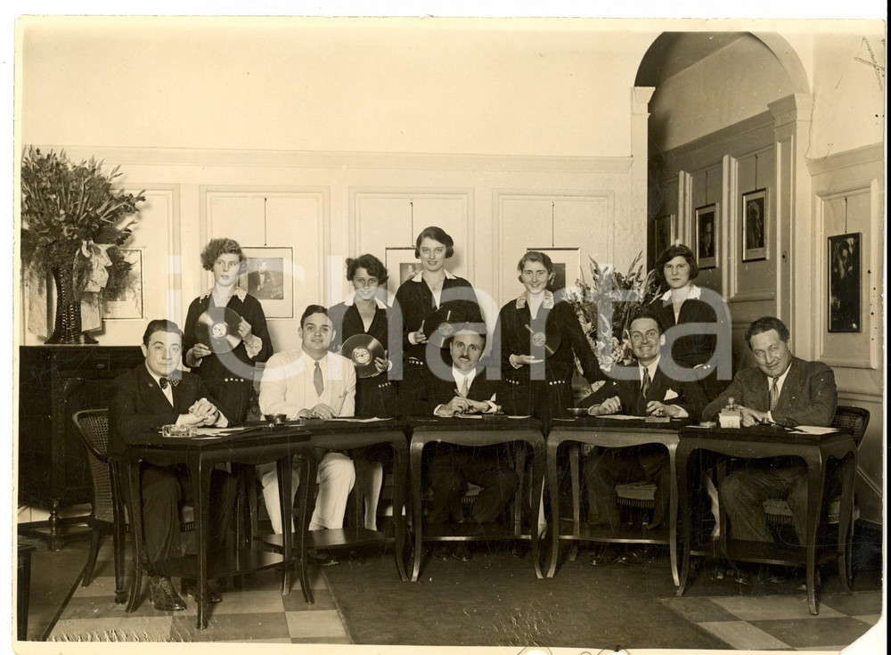 Fotografia d epoca originale 1930 ca BERLINO D Produttori e artisti della nuova casa discografica ELECTROLA 1