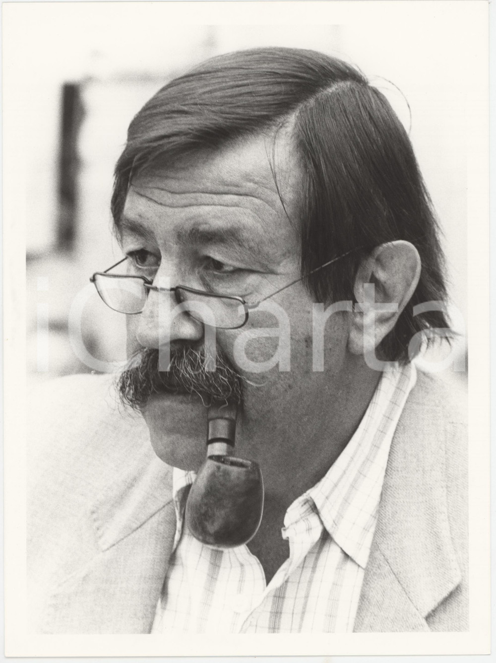 Fotografia d epoca originale 1984 VENEZIA Mostra del Cinema  Gunter GRASS fuma la pipa  Foto 18x24 cm 1