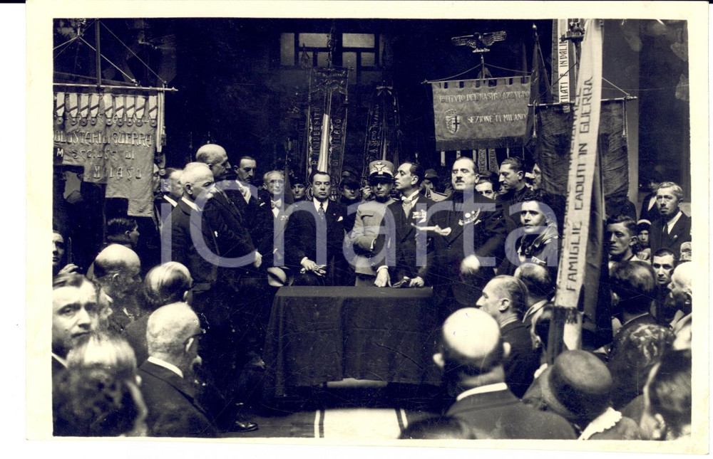 Fotografia d epoca originale 1931 MILANO XXIV Maggio Eugenio COSELSCHI inaugura lapide F.lli SALVINI Foto 1
