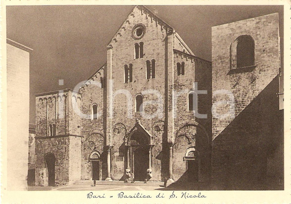 Cartolina originale da collezione 1960 circa BARI Basilica di San Nicola ANIMATA FG NV 1
