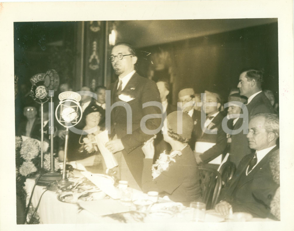 Fotografia d epoca originale 1931 PHILADELPHIA USA Dino GRANDI parla ai microfoni WPEN RADIO Fotografia 1