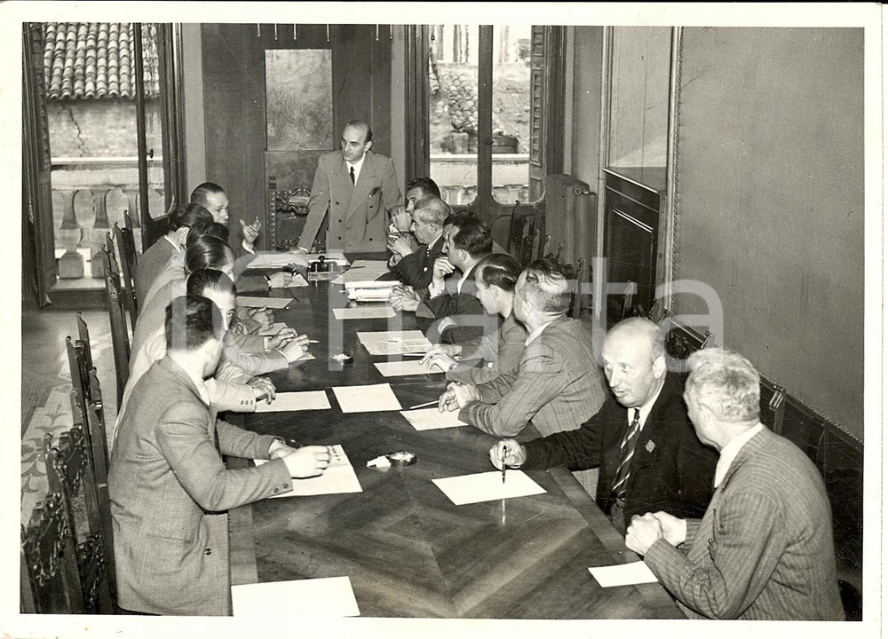 Fotografia d'epoca originale 1944 VENEZIA Dirigenti Associazione Mutilati e Invalidi 1