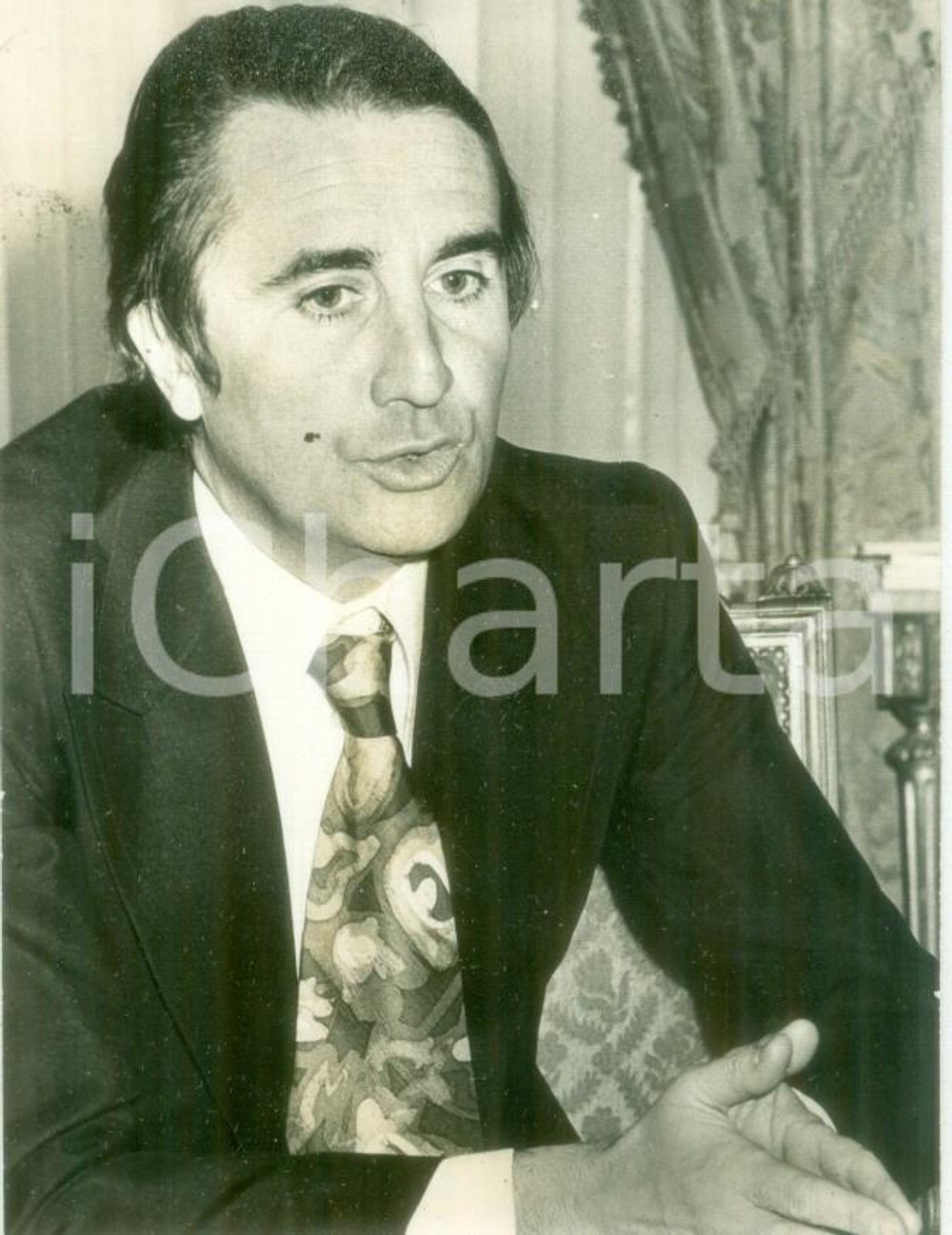 Fotografia d epoca originale 1975 ca PARIS JeanPierre SOISSON con cravatta fantasia Fotografia 1