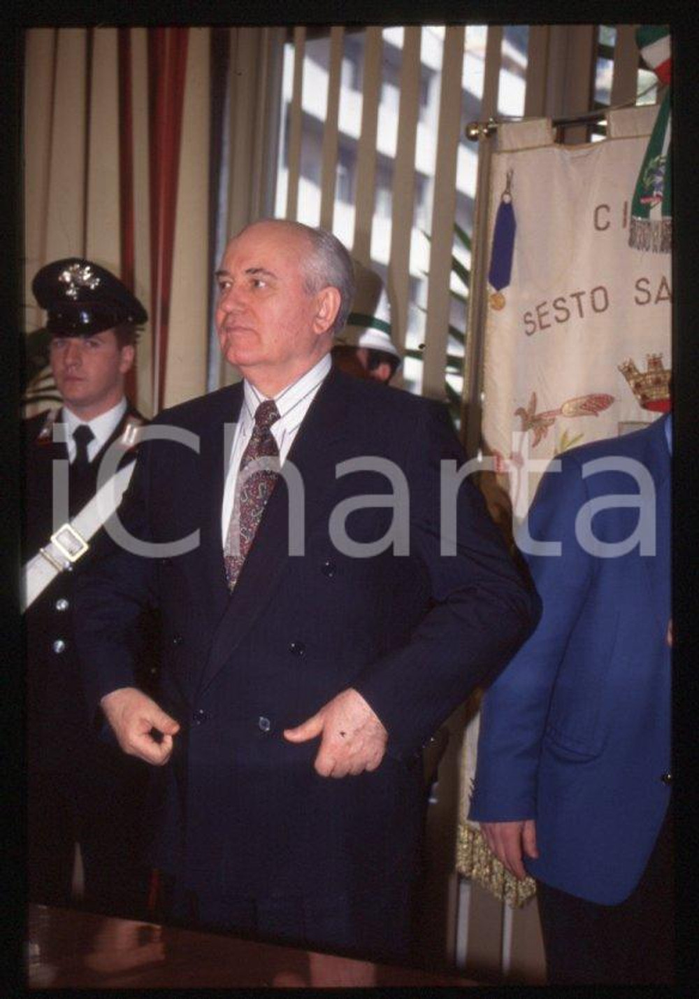 35mm vintage slide* 1995 SESTO SAN GIOVANNI - Visita Michail GORBACHEV (13)