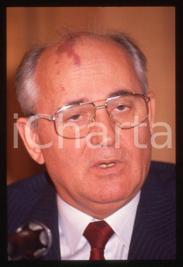 Fotografia d epoca originale 35mm vintage slide 1989 MILANO Michail GORBACHEV President USSR Portrait 69 1
