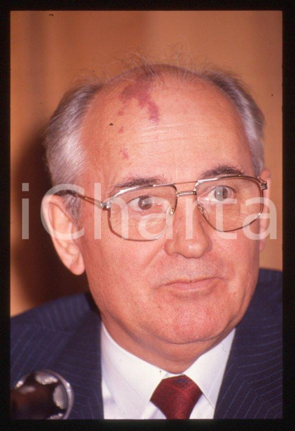 Fotografia d epoca originale 35mm vintage slide 1989 MILANO Michail GORBACHEV President USSR Portrait 72 1