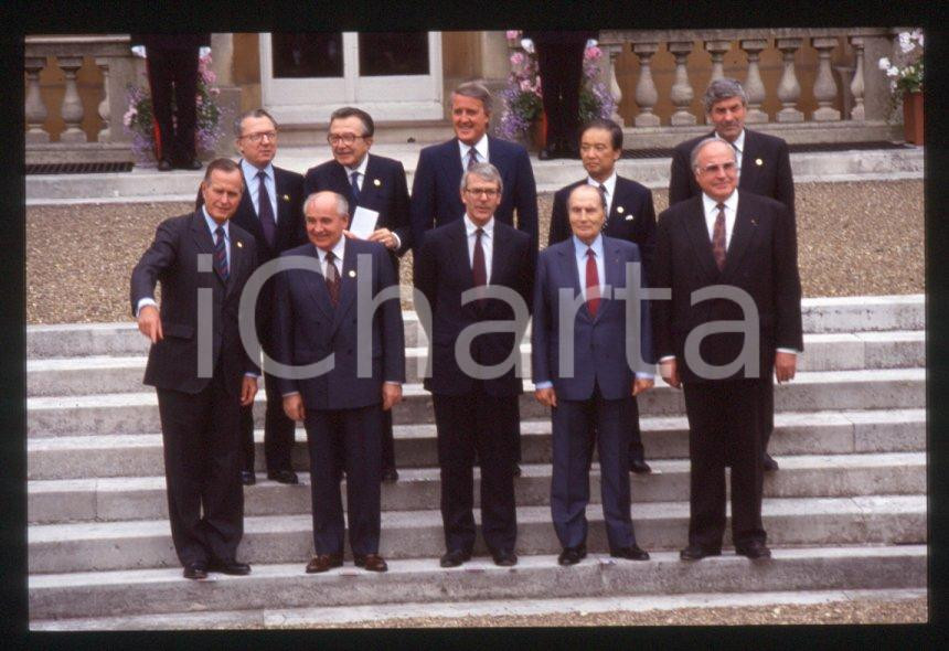 Fotografia d epoca originale 35mm vintage slide 1991 LONDON G7  Michail GORBACHEV con i leader 1 1