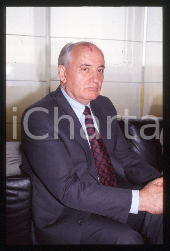 Fotografia d epoca originale 35mm vintage slide 1993 MILANO Michail GORBACHEV a Palazzo PIRELLI 3 1