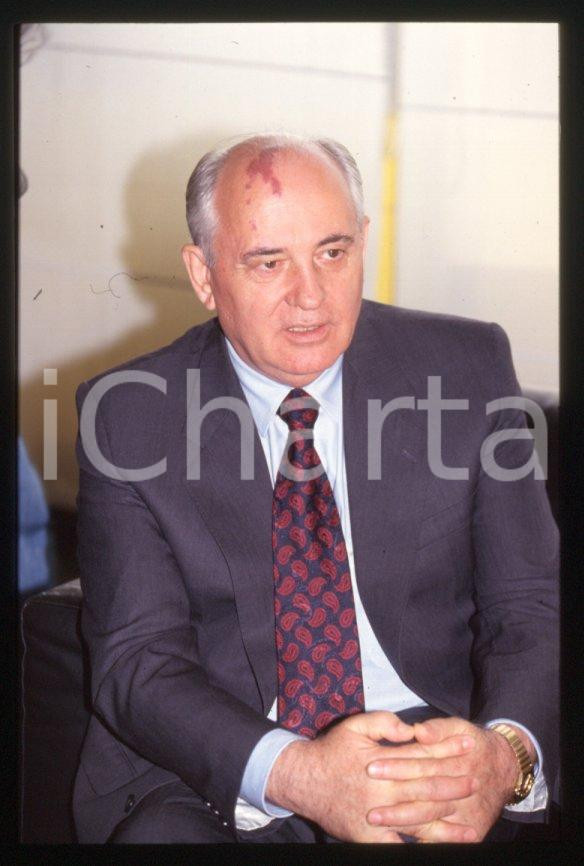 Fotografia d epoca originale 35mm vintage slide 1993 MILANO Michail GORBACHEV a Palazzo PIRELLI 9 1