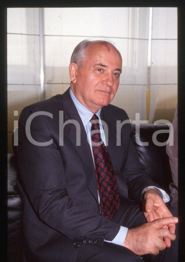 Fotografia d epoca originale 35mm vintage slide 1993 MILANO Michail GORBACHEV a Palazzo PIRELLI 10 1