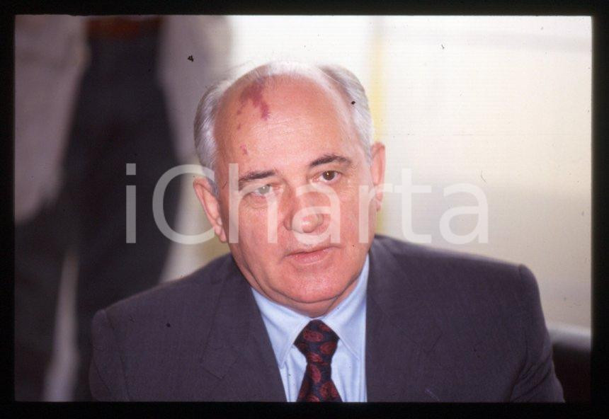 Fotografia d epoca originale 35mm vintage slide 1993 MILANO Michail GORBACHEV a Palazzo PIRELLI 12 1
