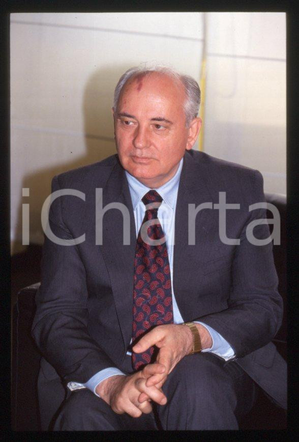 Fotografia d epoca originale 35mm vintage slide 1993 MILANO Michail GORBACHEV a Palazzo PIRELLI 18 1