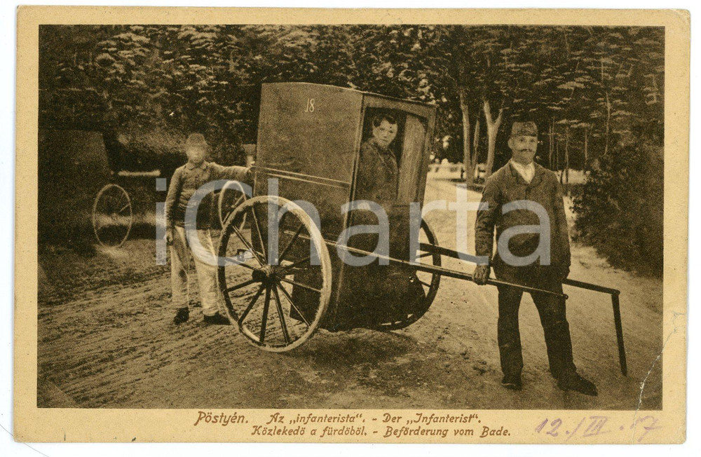 1917 POSTYEN (SLOVAKIA) Az "Infanterista" - Kozlekedo a furdobol - Postcard  Cartolina postale d'epoca, viaggiata. POOR/danneggiato Lievi smussature agli angoli e profonda piegatura all'angolo inferiore destro Formato: FP originale e autentica 1