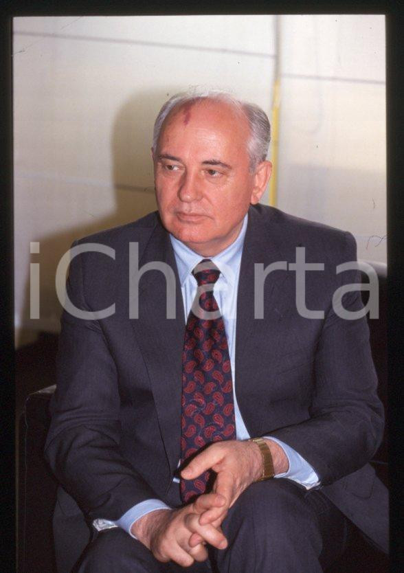 Fotografia d epoca originale 35mm vintage slide 1993 MILANO Michail GORBACHEV a Palazzo PIRELLI 24 1