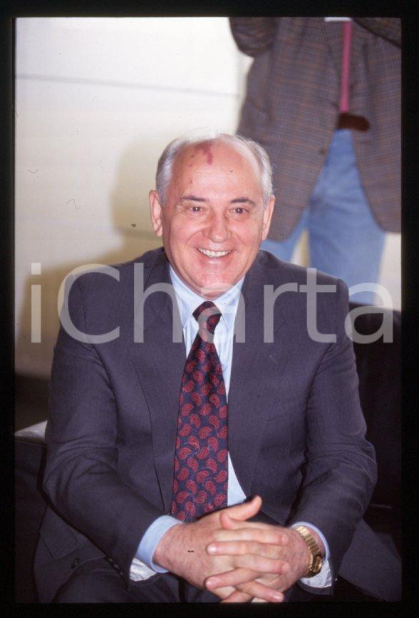 Fotografia d epoca originale 35mm vintage slide 1993 MILANO Michail GORBACHEV a Palazzo PIRELLI 25 1