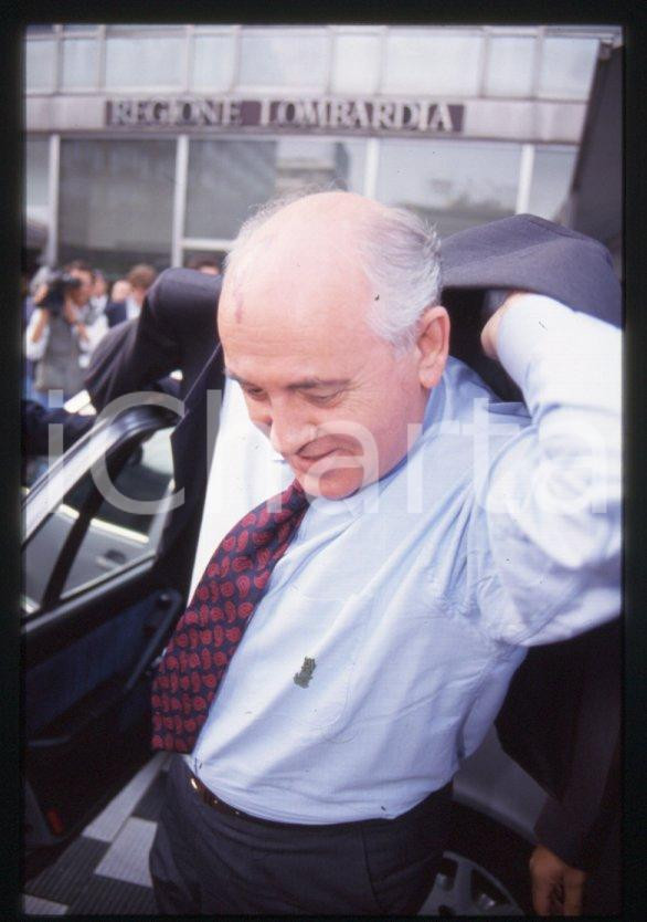 Fotografia d epoca originale 35mm vintage slide 1993 MILANO Michail GORBACHEV  Arrivo a Palazzo PIRELLI 5 1