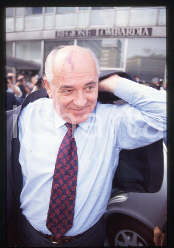 Fotografia d epoca originale 35mm vintage slide 1993 MILANO Michail GORBACHEV  Arrivo a Palazzo PIRELLI 7 1