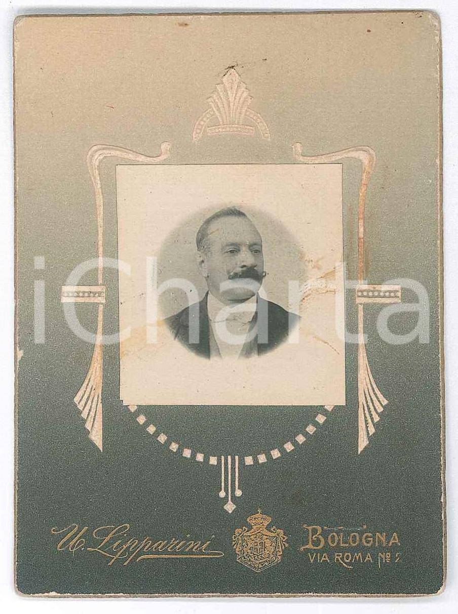 Fotografia d epoca originale 1900 ca BOLOGNA Ritratto maschile  Busto  Foto Umberto LIPPARINI 7x10 cm 1