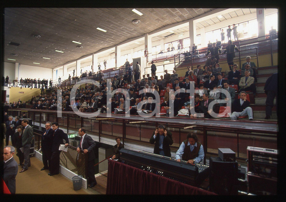 35mm vintage slide* 1993 NOVARA - BPN Assemblea annuale degli azionisti (7)