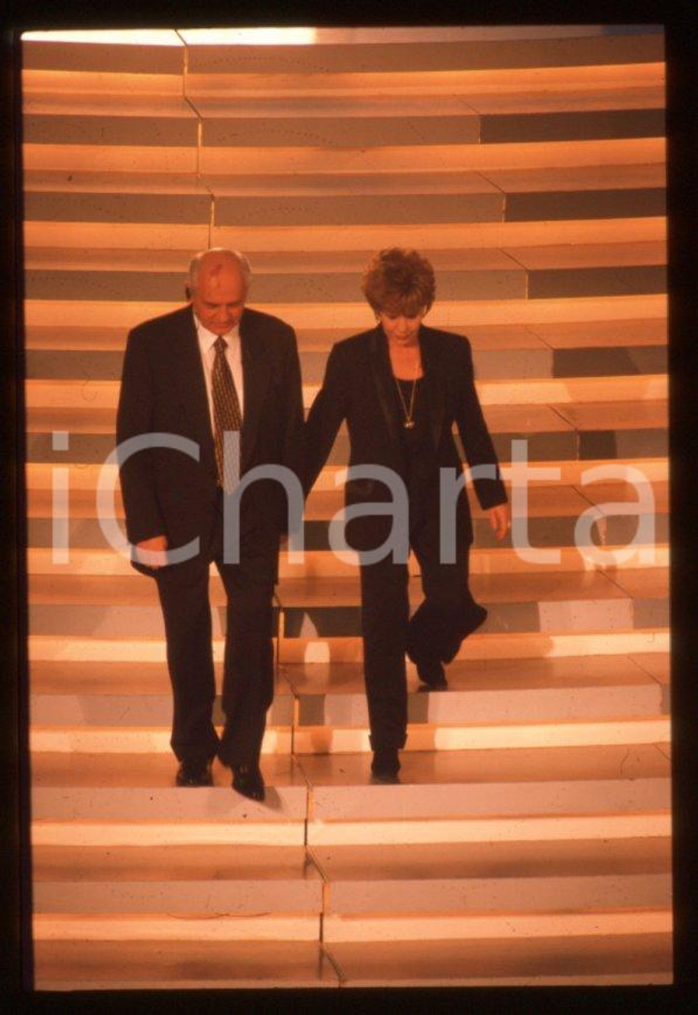 Fotografia d epoca originale 35mm vintage slide 1999 FESTIVAL DI SANREMO Michail GORBACHEV e Raissa 2 1