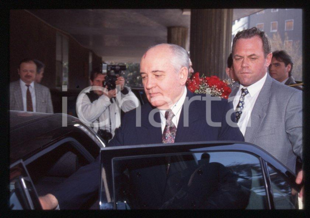Fotografia d epoca originale 35mm vintage slide 1995 SESTO SAN GIOVANNI  Visita Michail GORBACHEV 17 1