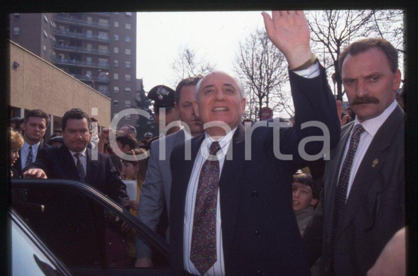 Fotografia d epoca originale 35mm vintage slide 1995 SESTO SAN GIOVANNI  Visita Michail GORBACHEV 21 1