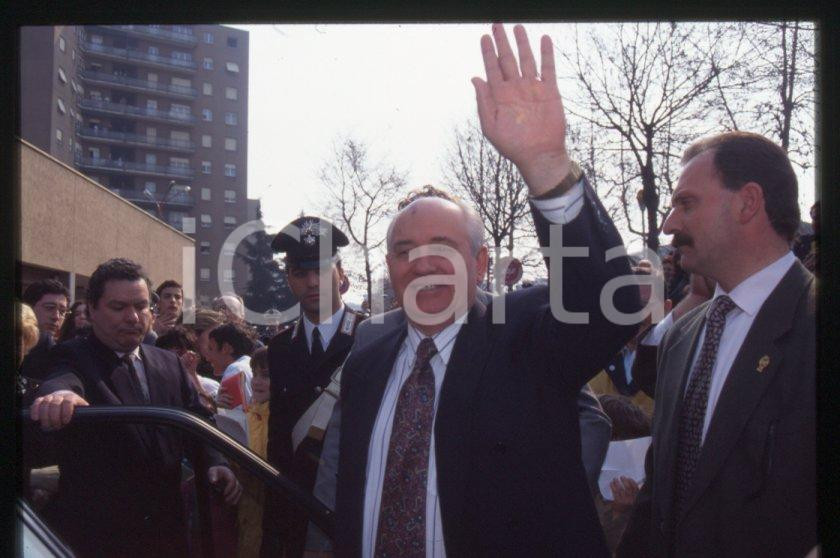 Fotografia d epoca originale 35mm vintage slide 1995 SESTO SAN GIOVANNI  Visita Michail GORBACHEV 25 1