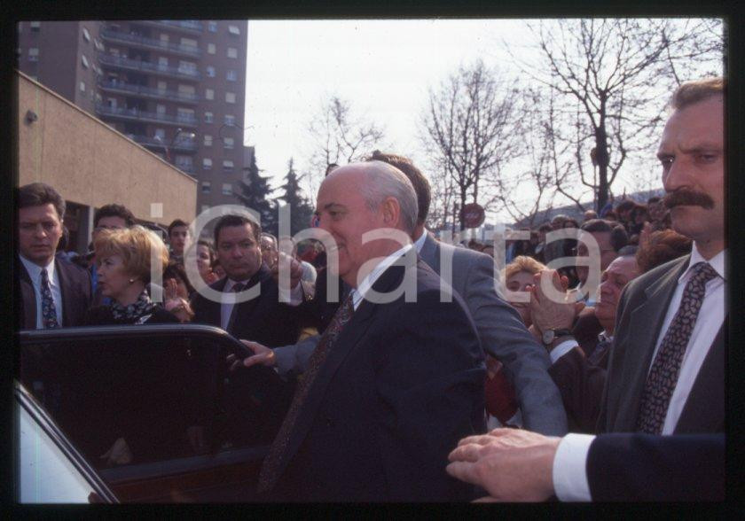 Fotografia d epoca originale 35mm vintage slide 1995 SESTO SAN GIOVANNI  Visita Michail GORBACHEV 27 1