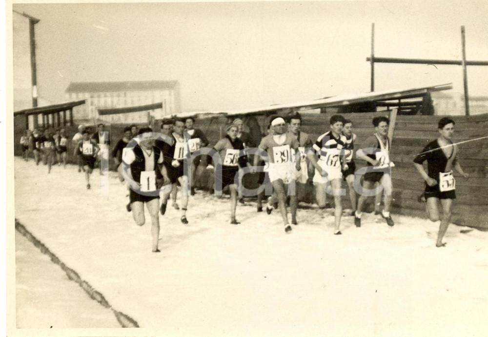 Fotografia d epoca originale 1932 MILANO Selezione FASCI GIOVANILI per gara di cross Foto ALESSANDRINI 1