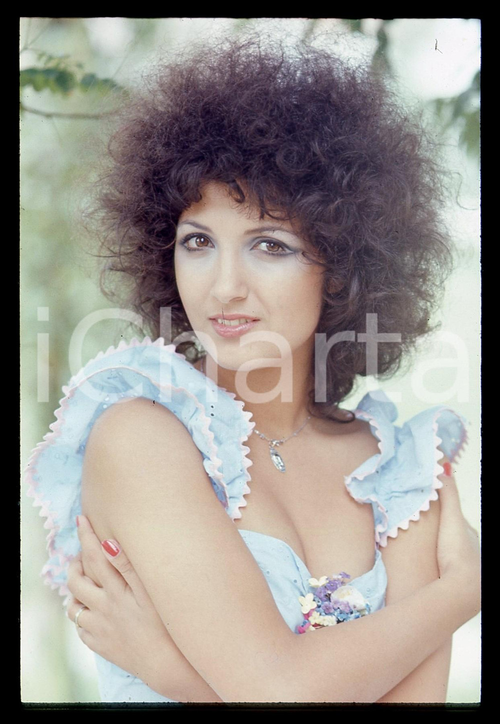35mm vintage slide* 1975 ca ITALIA Marcella BELLA in campagna Ritratto (5)