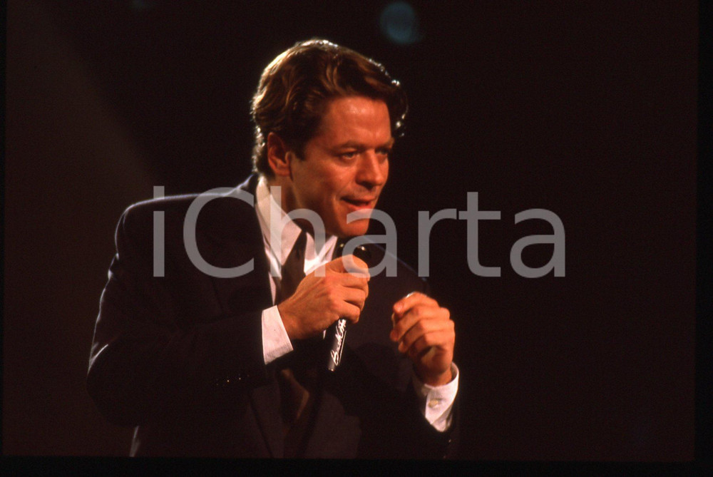 35mm vintage slide* 1989 BARI AZZURRO 89 Robert PALMER al Teatro Petruzzelli 19