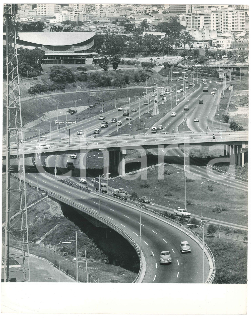 Fotografia d epoca originale 1970 ca CARACAS VENEZUELA Autostrada  Veduta aerea 2 Foto 24x30 cm 1