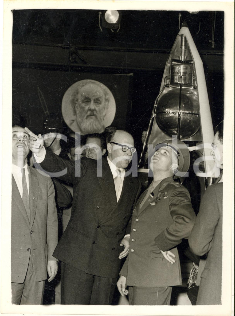 1961 LONDON Russian Trade Fair - Yuri GAGARIN looks up at an image of the cosmos