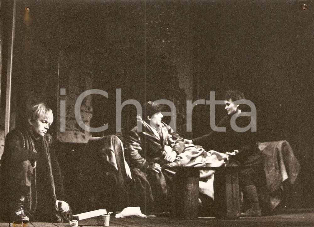 Fotografia d epoca originale 1967 TEATRO La Promessa Umberto ORSINI Giancarlo GIANNINI Annamaria GUARNERI 1