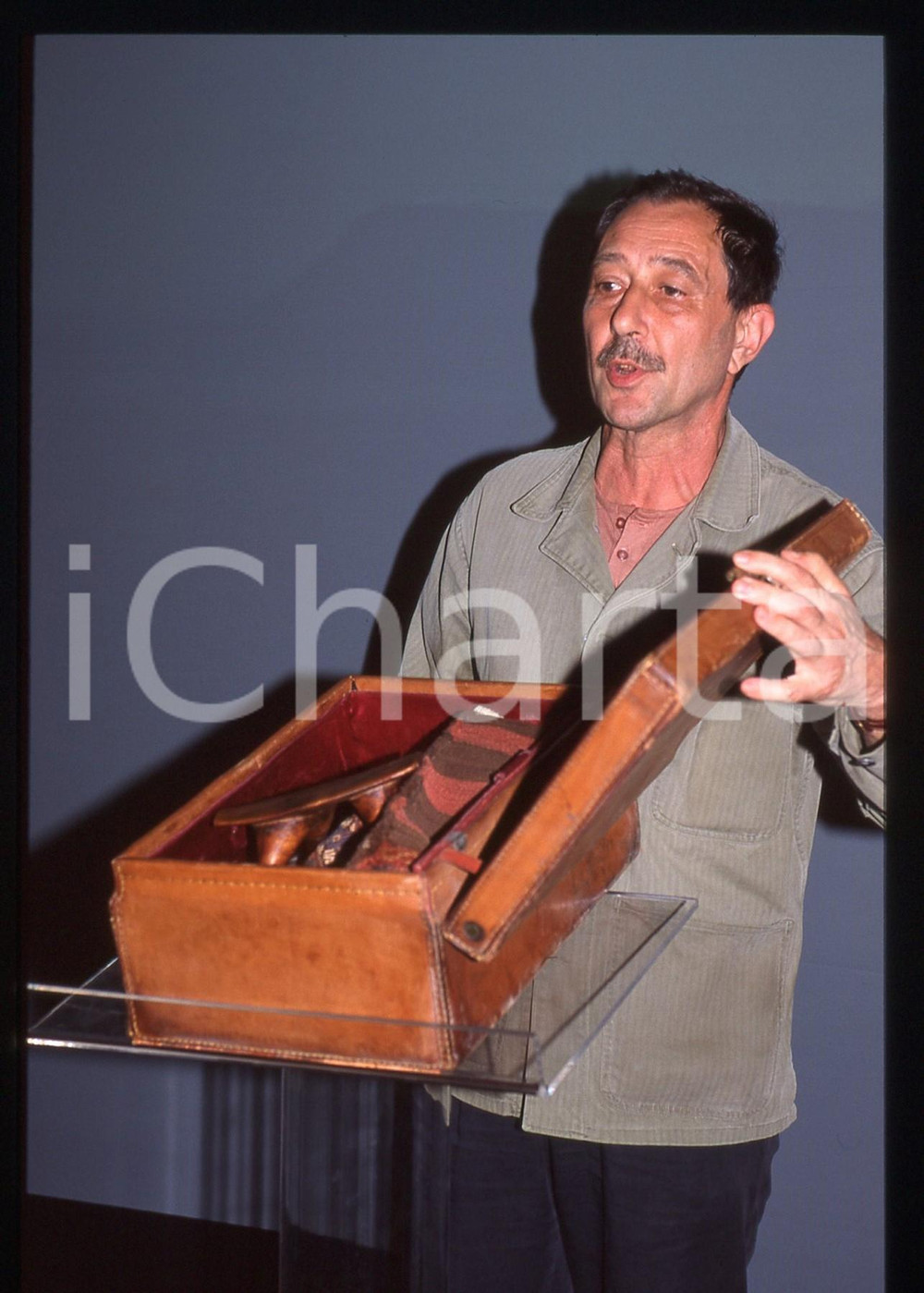 35mm vintage slide* 1995 ca COSTUME - Alberto SALZA Ritratto dell'Antropologo 3