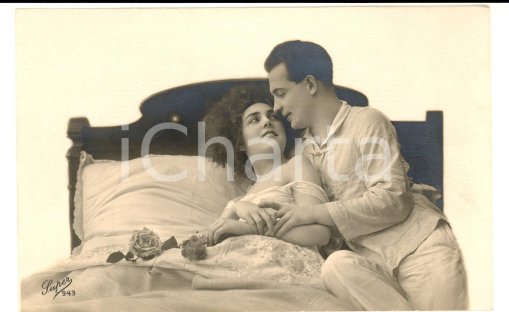 Fotografia d'epoca originale 1920 ca EROTICA VINTAGE La prima notte di nozze -  Ed. Super 943 *Photo 1