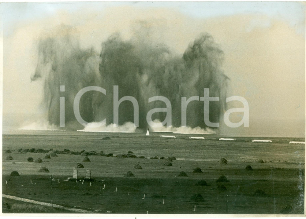 Fotografia d epoca originale 1937 CERVETERI RM Esercitazioni di bombardamenti all Aeroporto di FURBARA Foto 1