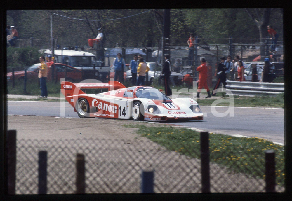 35mm vintage slide* 1984 1000 KM MONZA PORSCHE 956 GTi Engineering durante gara