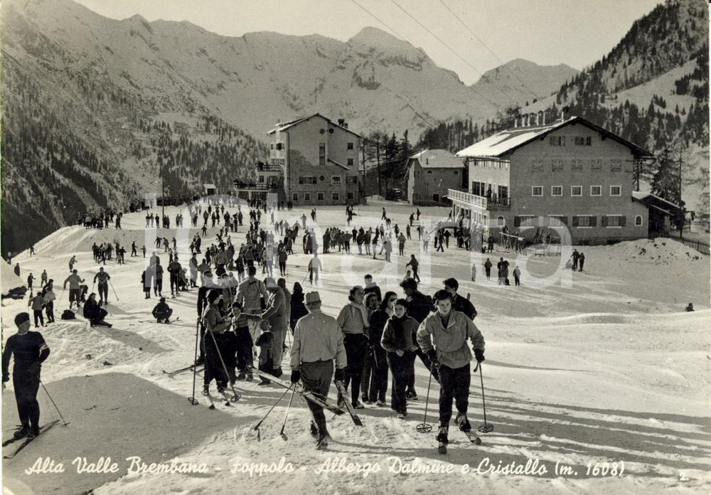 Cartolina originale da collezione 1955 FOPPOLO (BG) Alberghi DALMINE e CRISTALLO sulle piste da sci *ANIMATA FG VG 1