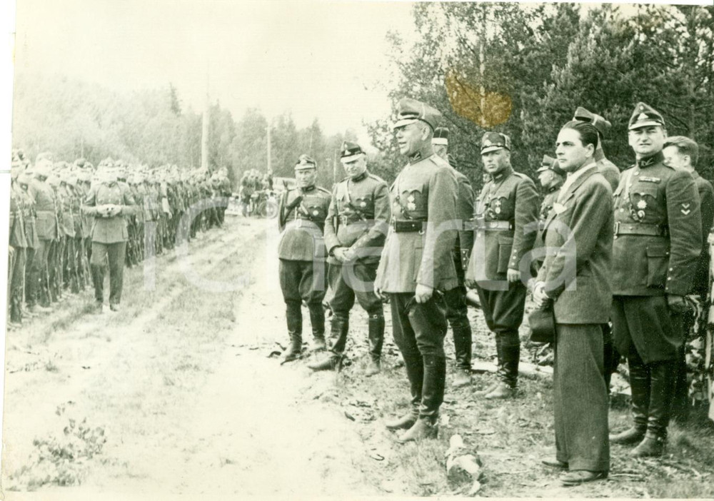 Fotografia d epoca originale 1935 RIGA LETTONIA Karlis PRAULS Guido FERRUCCIO CABALZAR Ispettore CAUR Foto 1