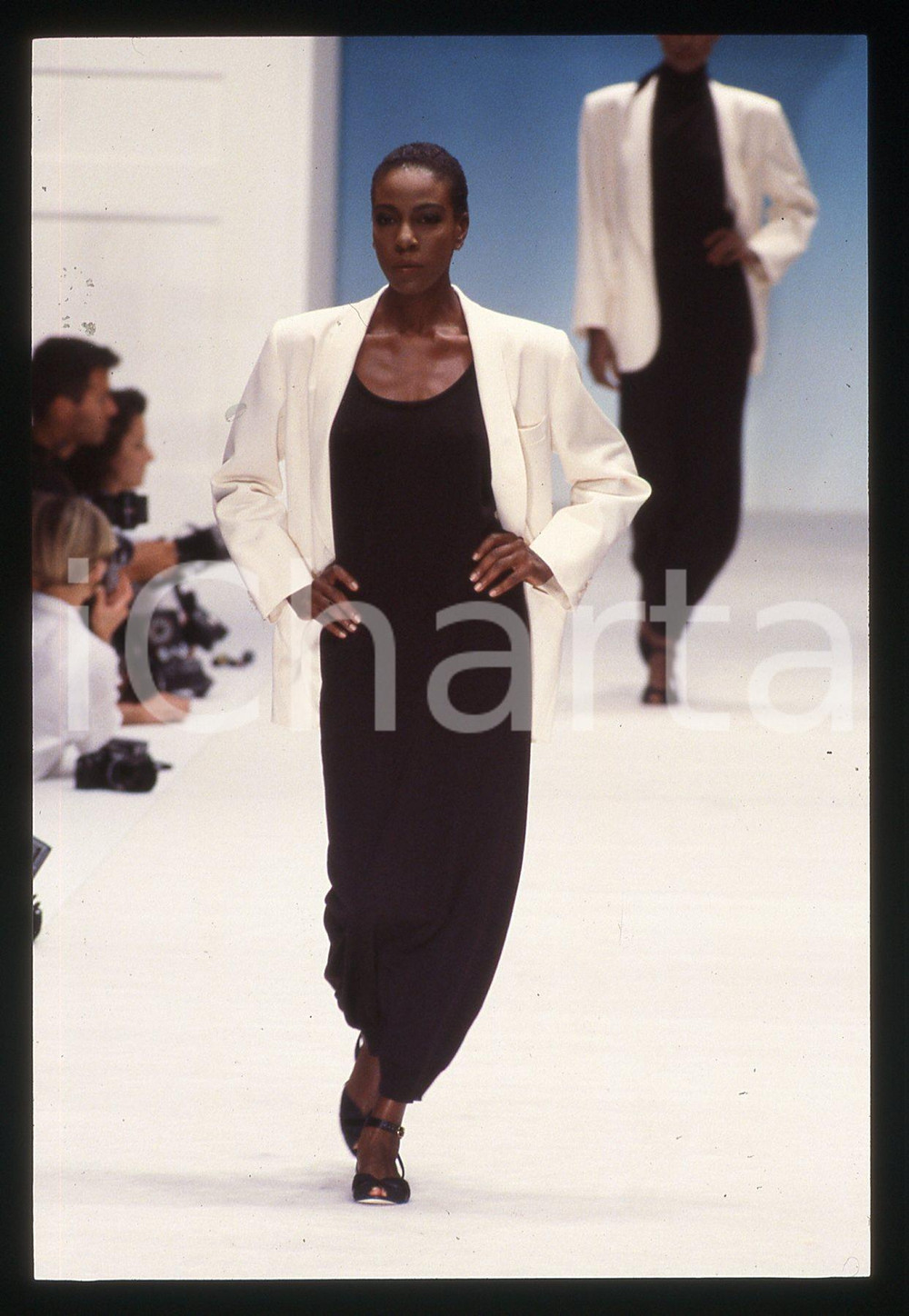 35mm vintage slide* 1990 ca MILANO? Alberta FERRETTI Sfilata 6