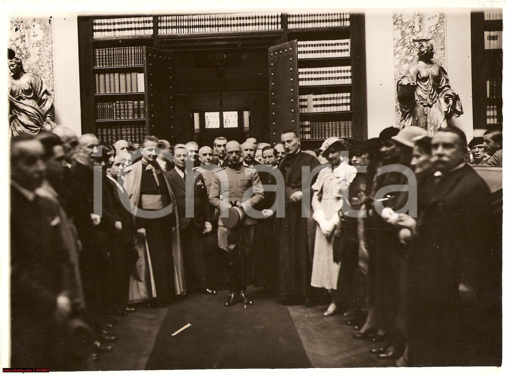 Fotografia d epoca originale 1933 MILANO Ambrosiana, Duca di Bergamo, SavoiaGenova 1