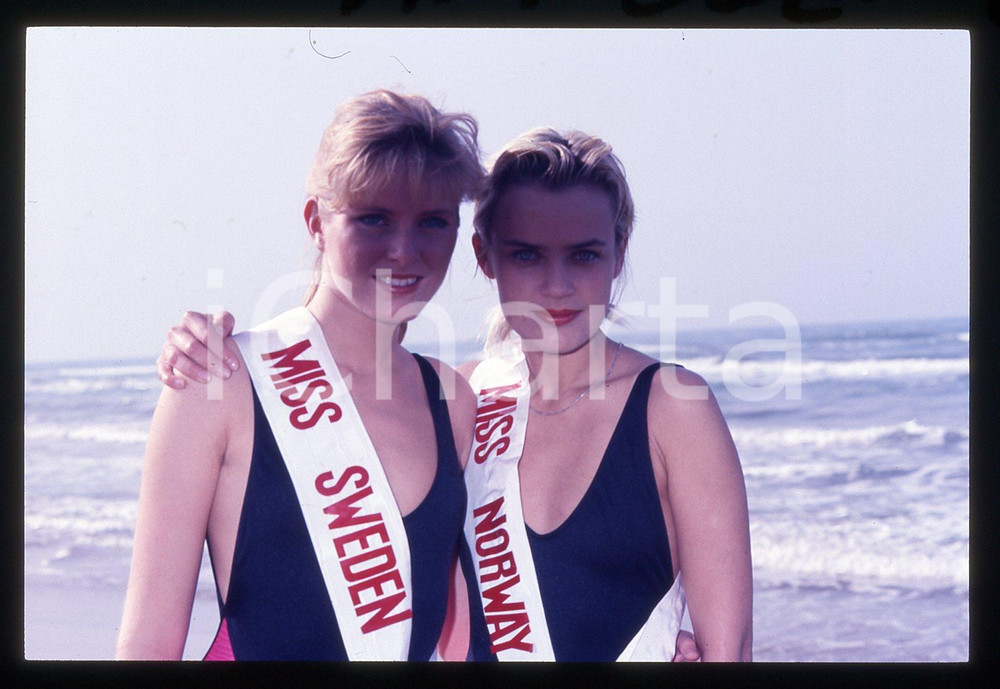 35mm vintage slide* 1988 RAGUSA - MISS EUROPA Hege ARNESEN e Annelie ERIKSSON