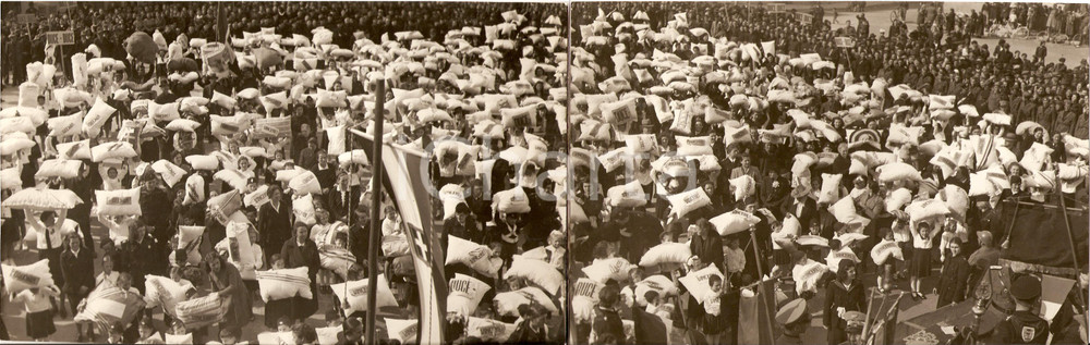 Fotografia d epoca originale 1942 GHEDI BS WW2 500 cuscini di lana per combattenti 1