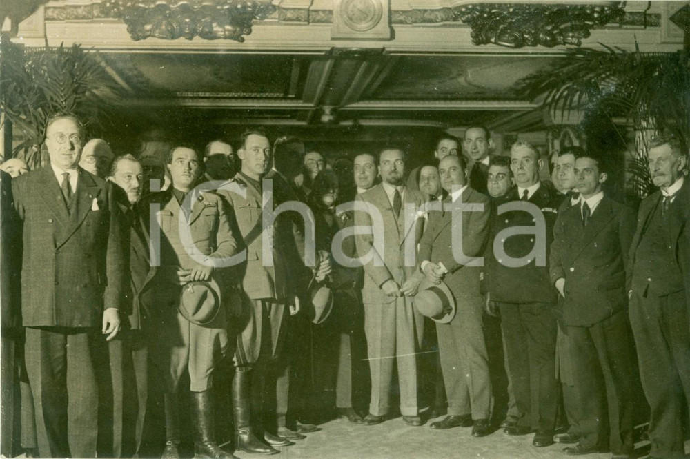 Fotografia d epoca originale 1931 NAPOLI Dino GRANDI sul CONTE GRANDE in partenza per NEW YORK Fotografia 1
