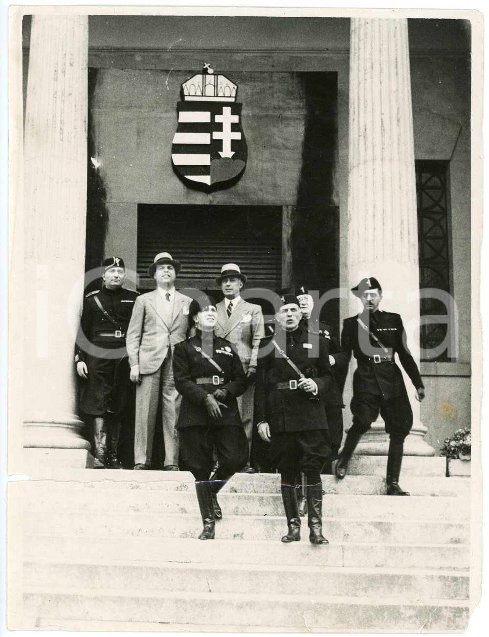 Fotografia d epoca originale 1936 MILANO Dino ALFIERI visita Fiera Campionaria Foto GRAVEMENTE DANNEGGIATA 1