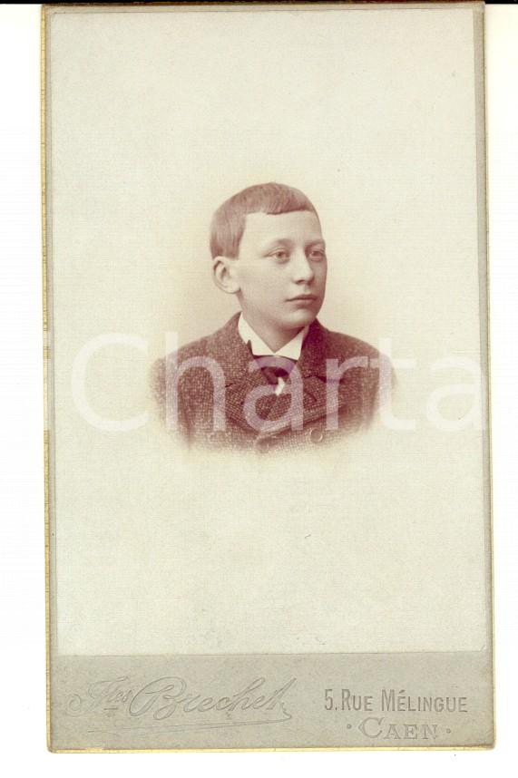 Fotografia d'epoca originale 1890 ca CAEN (F) Ritratto di bambino con cappotto in lana *Foto Jules BRECHET 1