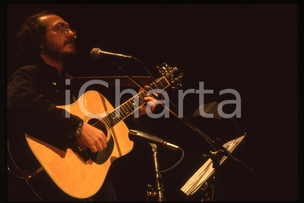 35mm vintage slide* 1988 SANREMO Claudio LOLLI sul palco del CLUB TENCO (7)