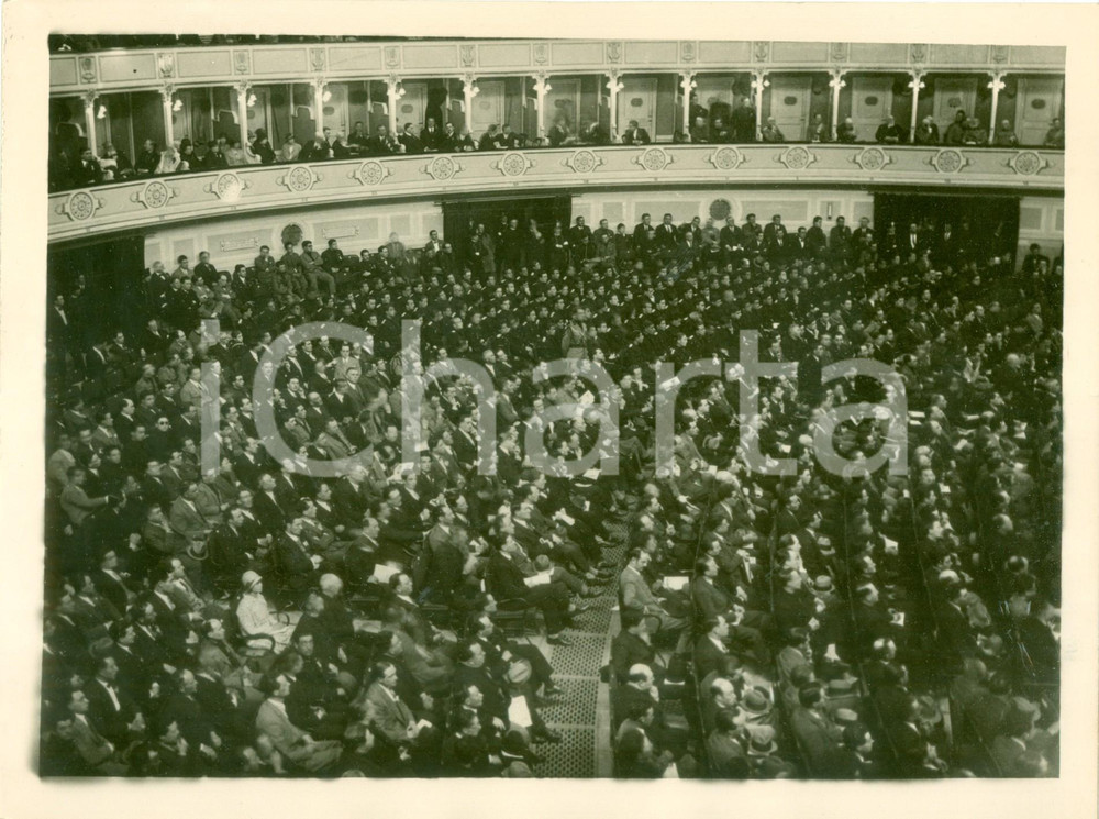 Fotografia d epoca originale 1930 ca ROMA Pubblico dei Combattenti al Teatro Augusteo Fotografia 1